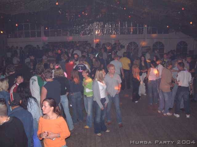 Party 2004 246 